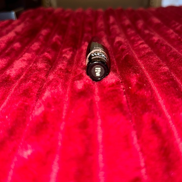 Butter London Roll On Precision Liner - Picture 4 of 4